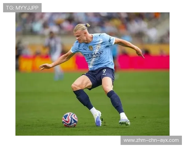 哈兰德禁区抢点完成双响,门前效率拉满 哈兰德禁区抢点完成双响,门前效率拉满